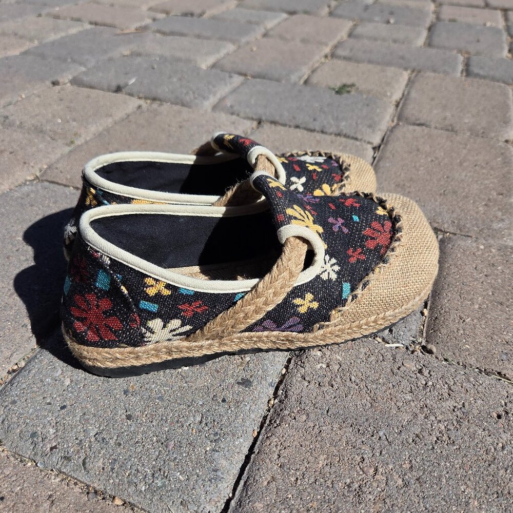 Womens Sz 7.5/EU 38 Floral Print Burlap Boho Mary Jane Shoes